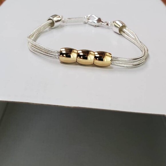 Napier Signed Vintage 3 Strand Silver tone and Gold tone Bead Bracelet - Picture 9 of 9